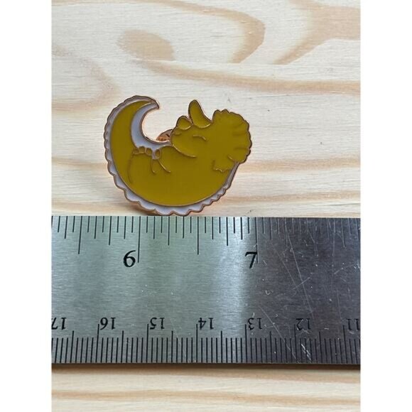 Yellow Enameled Dinosaur Sleeping Triceratops - Picture 3 of 3